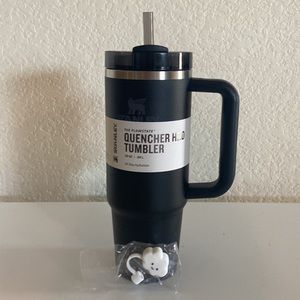 Stanley Quencher H2.0 Tumbler 30oz